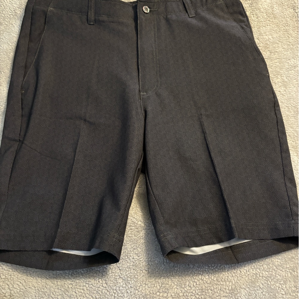 Pebble Beach men's short